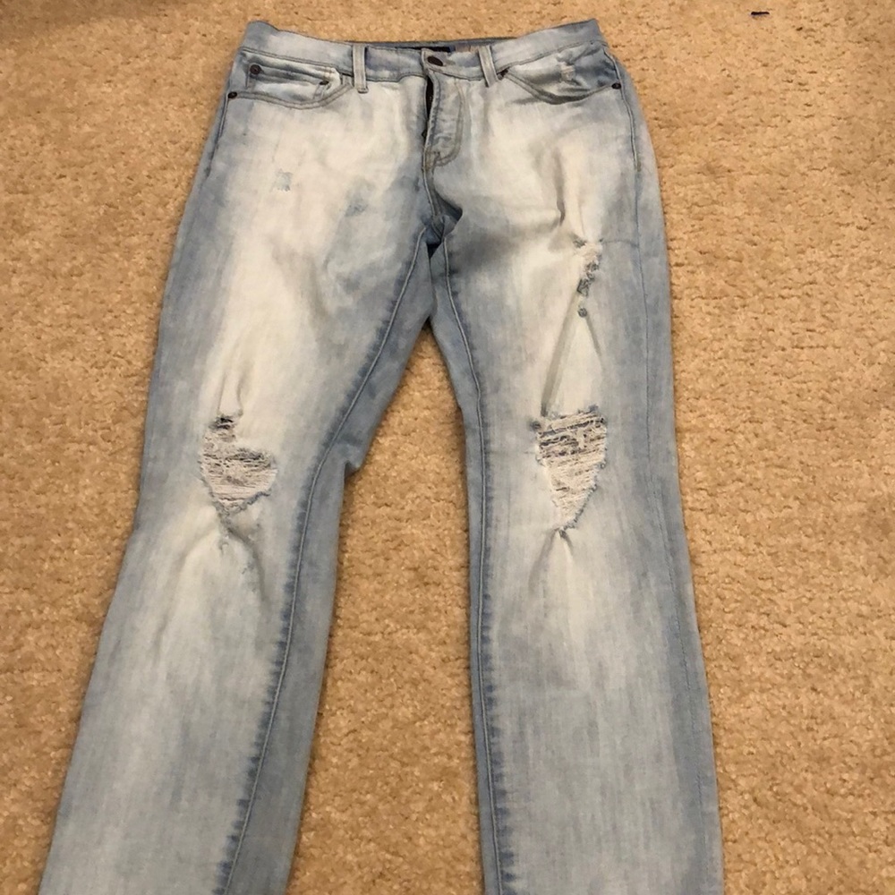 Aeropostale Distressed Jeans